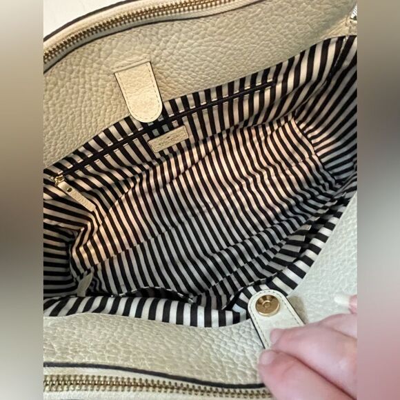 Kate Spade ♠️ Purse - Picture 5 of 7